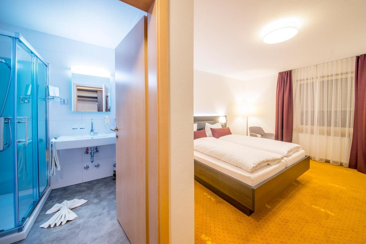 Hotel Nuernberger Hof Neumarkt in der Oberpfalz Buitenkant foto